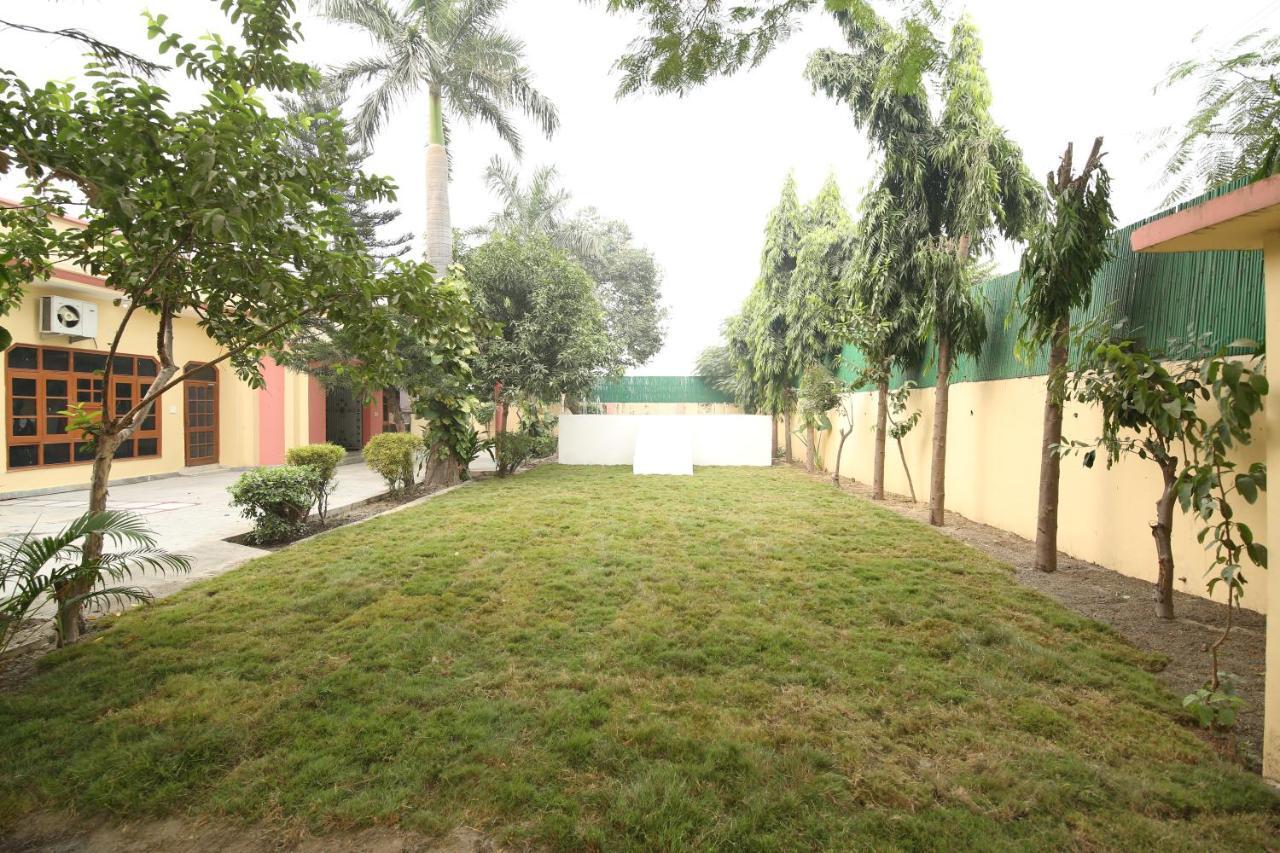 The Karnal Resort Extérieur photo