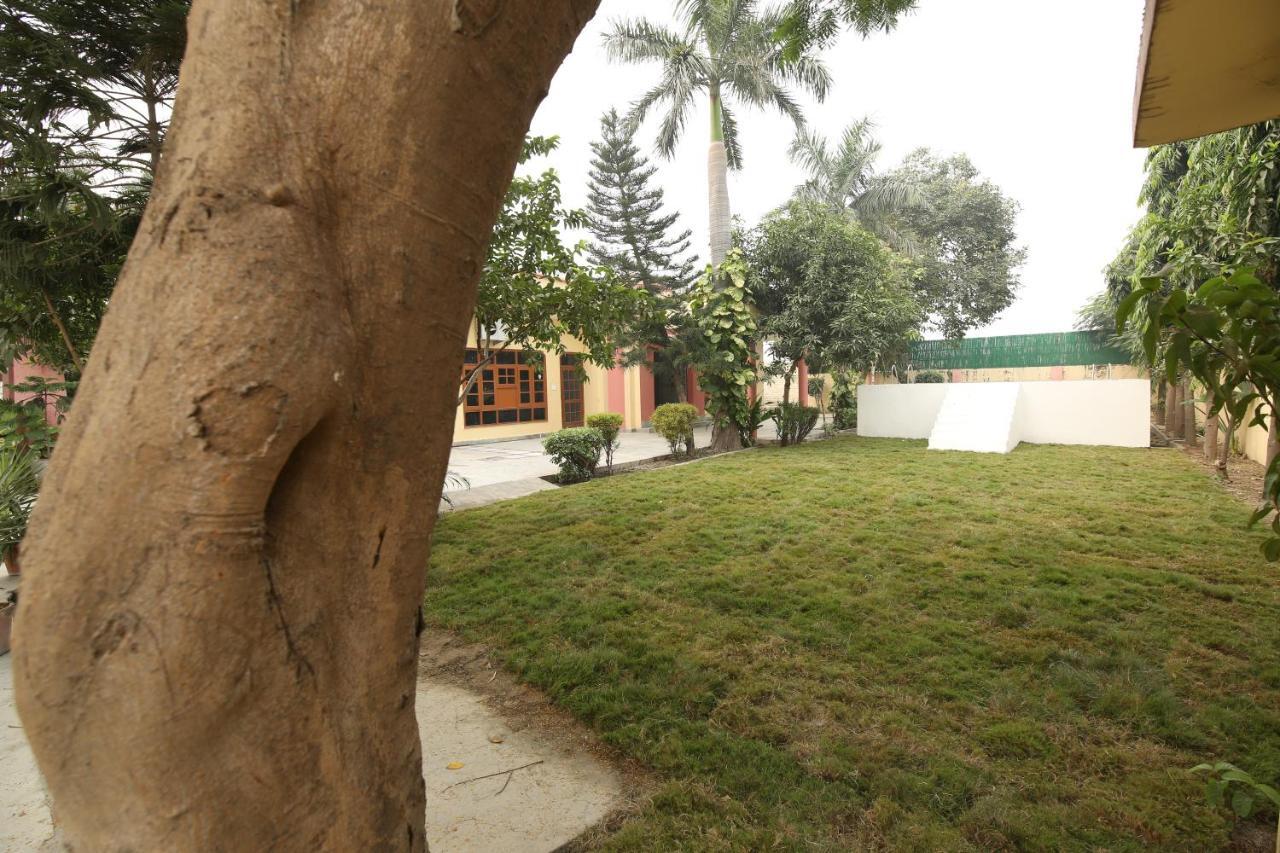 The Karnal Resort Extérieur photo